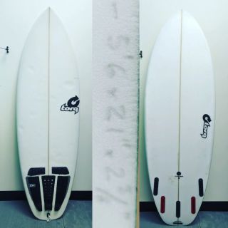 This just in 
@torqsurfboards summer 5 surfboard
5'6" x 21 x 2 3/8
$280
#coolasssurfshop
